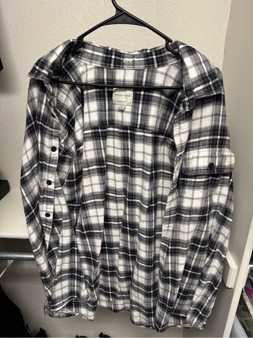 American Eagle Outfitters Black & White Plaid Button-Down Shirt - Men